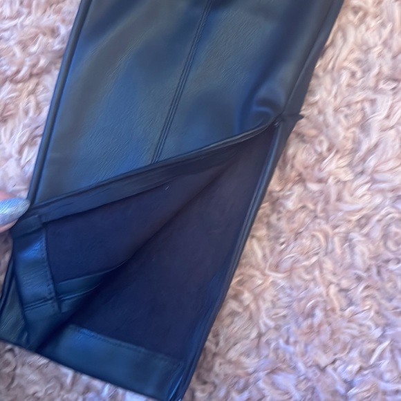 Zara - Black Faux Leather Skinny Pant - Picture 3 of 6